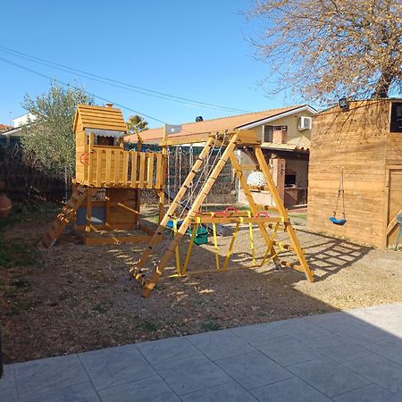 赫罗纳Piscina De Sal Barbacoa Wifi, Parking Gratis, 3 Min Pga Casa El Roble别墅 外观 照片