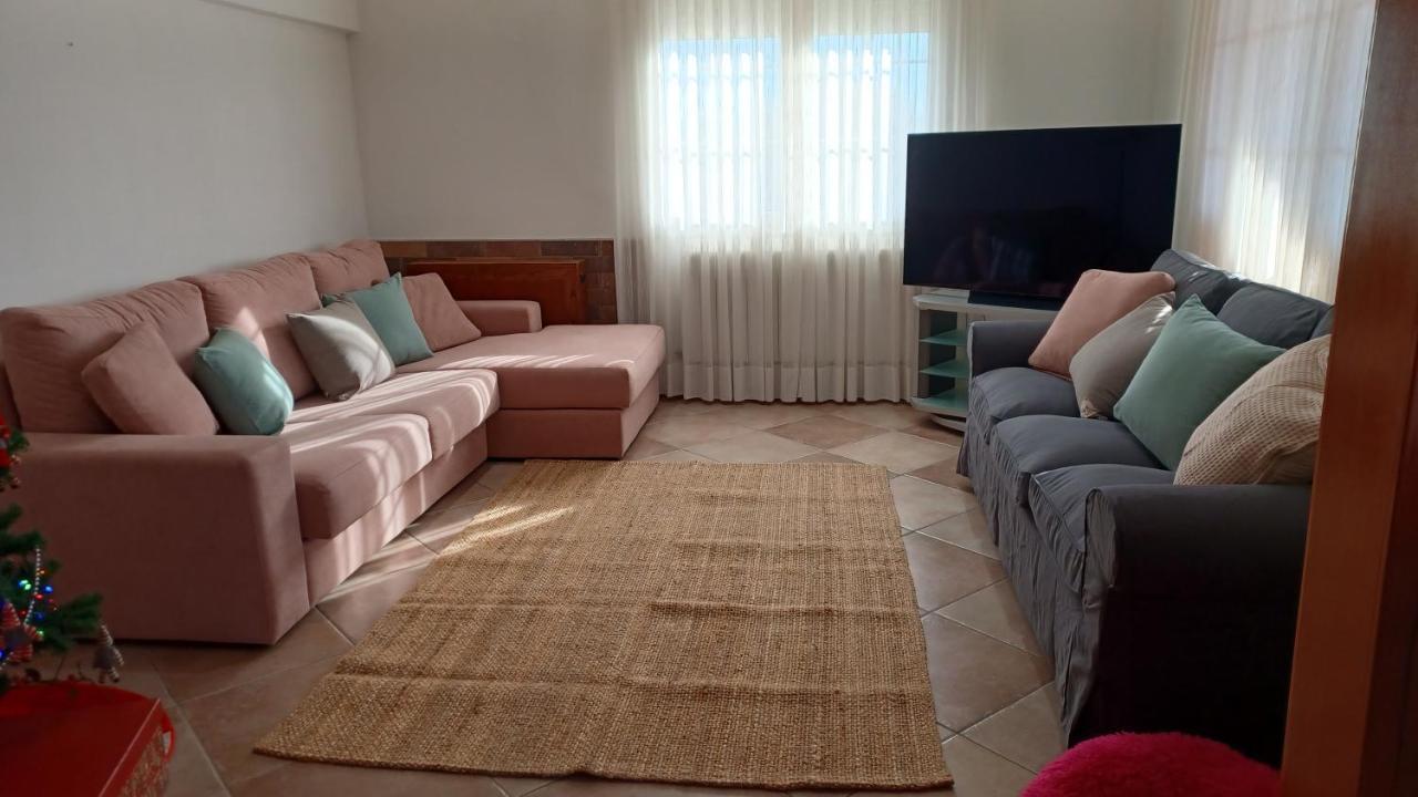 赫罗纳Piscina De Sal Barbacoa Wifi, Parking Gratis, 3 Min Pga Casa El Roble别墅 外观 照片