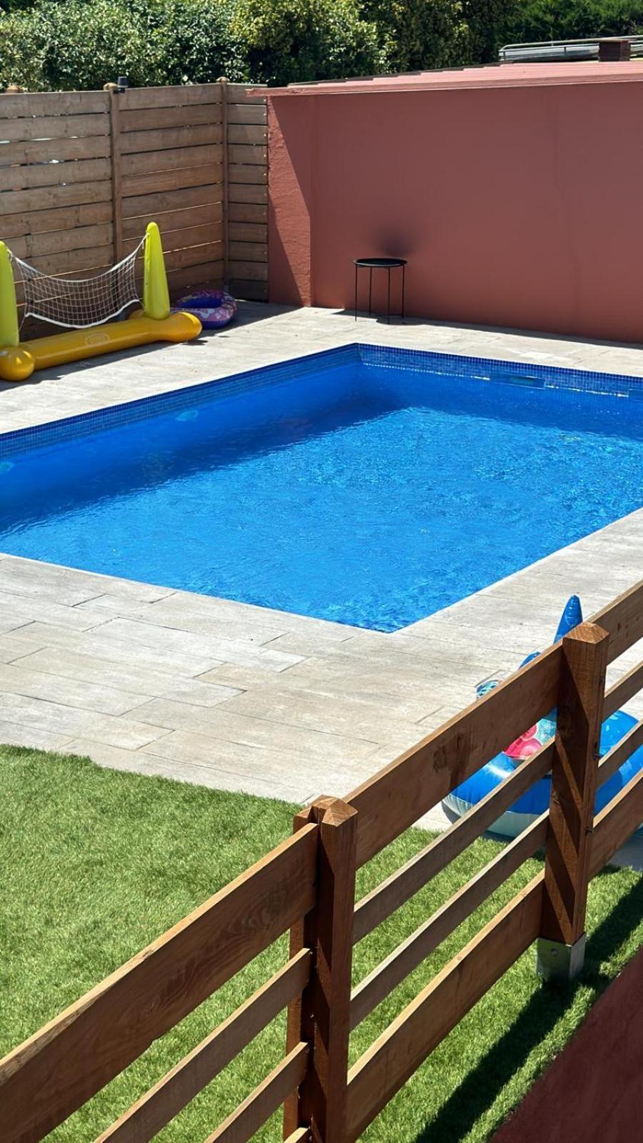 赫罗纳Piscina De Sal Barbacoa Wifi, Parking Gratis, 3 Min Pga Casa El Roble别墅 外观 照片